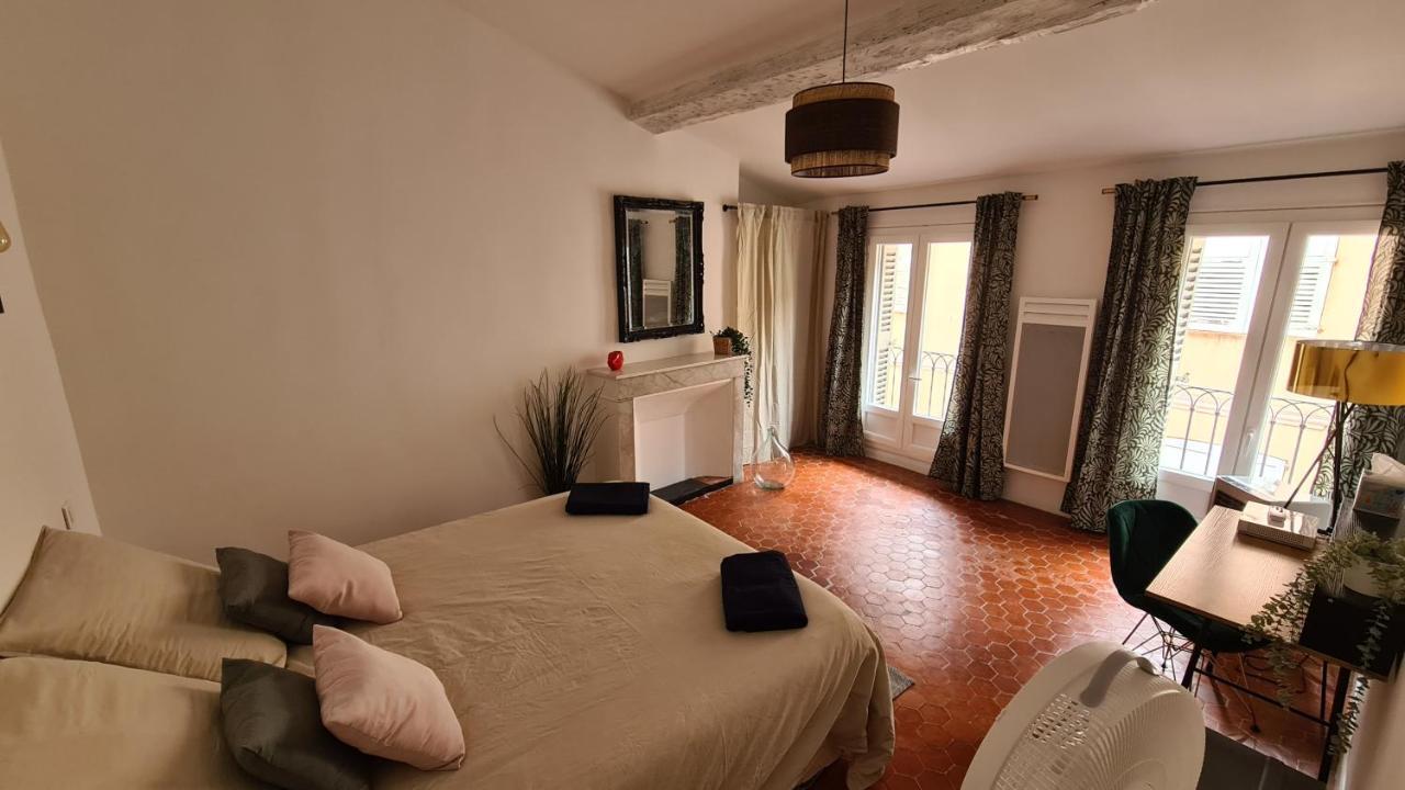 Au Coeur Des Parfumeries Grasse Extérieur photo